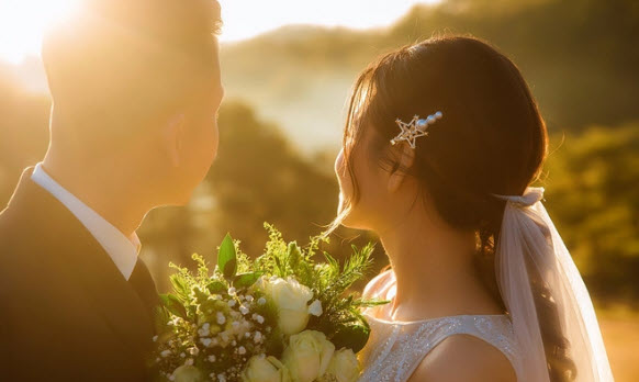 Lịch đối thoại & thói quen giúp đường hôn nhân mượt hơn - minh họa