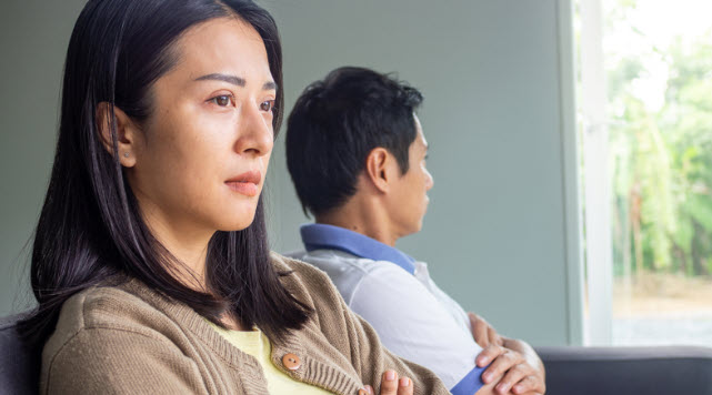 xem bói tình duyên vợ chồng: bảng câu hỏi tự đánh giá và lịch hẹn hò