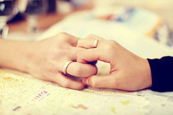 Minh họa xem bói ngày sinh tình duyên: quy tắc phanh an toàn khi yêu