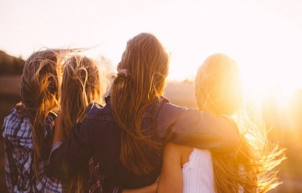 giải mã giấc mơ gặp lại người quen lâu ngày