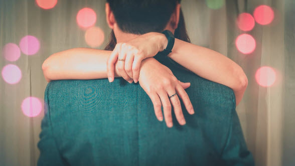 Nằm mơ thấy quan hệ với người yêu trong không gian lãng mạn