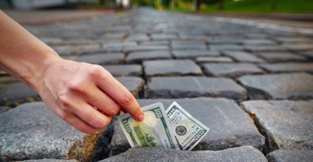 nằm mơ thấy lượm được tiền