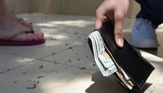 nằm mơ thấy lượm được tiền