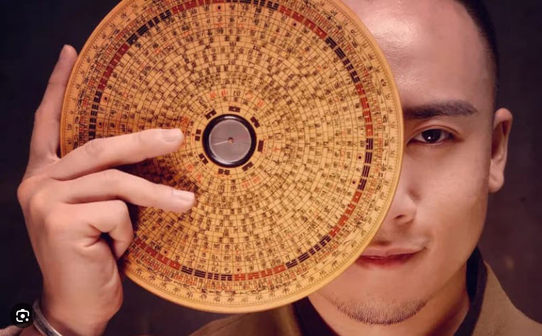 Minh họa chọn thời điểm: hình phong cảnh biểu trưng cho nhịp thời gian